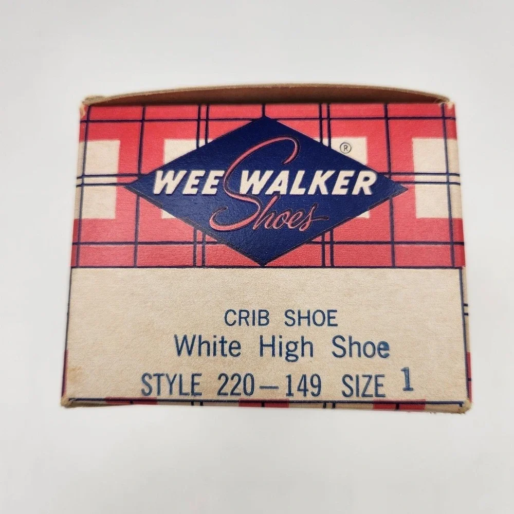 Vintage 1961 Wee Walker White Leather Baby Crib Shoes Style 220-149 Size 1 Boxed